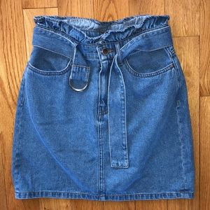 NWOT H&M belted paper bag skirt